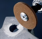 imagen de 3M Scotch-Brite Unificado Juego de discos y ruedas de desbaste - Grados incluidos Grueso, Fina, Mediano - diámetro incluido 1 pulg., 1 1/2 pulg., 1/2 pulg., 2 pulg. - 15509