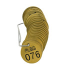imagen de Brady 23263 Etiqueta para válvula numerada con encabezado - 1 1/2''de diámetro - Latón - B-907