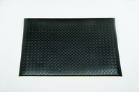 imagen de AbilityOne Skilcraft Alfombrilla antifatiga 7220-01-582-6231 - 2 pies x 3 pies - Negro - 6231