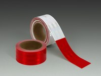 imagen de 3M Diamond Grade 983-326 ES Red / White Reflective Conspicuity Tape - 1 1/2 in Width x 150 ft Length - 0.014 to 0.018 in Thick - 30867