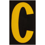 imagen de Bradylite 5890-C Etiqueta en forma de letra - C - Amarillo sobre negro - 1 3/8 pulg. x 1 7/8 pulg. - B-997