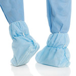 imagen de Kimberly-Clark Ankle-Guard Disposable Shoe Covers 69253 - Size Universal - SMS Fabric - Blue