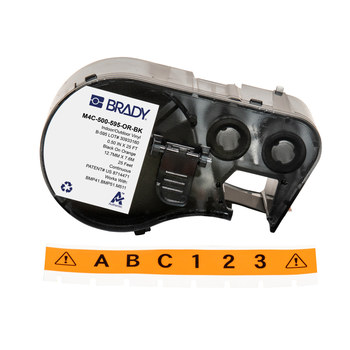 Brady M4C-500-595-OR-BK Etiquetas para todo tipo de clima - 0.5 pulg. x 25 pies - Vinilo - Negro sobre naranja - B-595