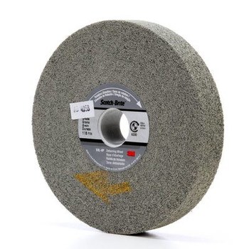 3M Scotch-Brite Convoluto Carburo de silicio Duro Rueda de desbaste - Fina grado - Accesorio Eje - Diámetro 6 pulg. - Agujero Central 1 pulg. - Grosor 1 pulg. - 60315