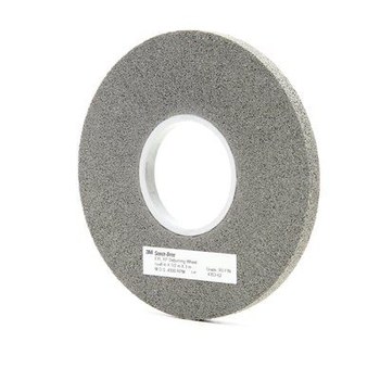 3M Scotch-Brite Convoluto Carburo de silicio Duro Rueda de desbaste - Fina grado - Accesorio Eje - Diámetro 8 pulg. - Agujero Central 3 pulg. - Grosor 1/2 pulg. - 60443