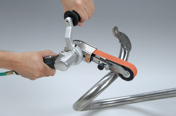 Dynabrade Dynafile III Herramienta abrasiva con cinturón - entrada NPT de 1/4 pulgada - 0.7 hp - 15300