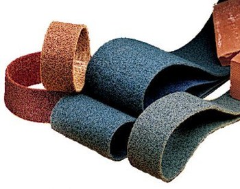 3M Scotch-Brite Banda de lija 05783 - 3 pulg. x 10 11/16 pulg. - Óxido de aluminio - Mediano