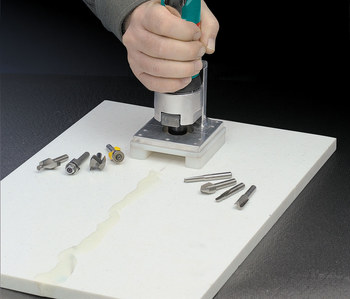 Dynabrade Router - entrada NPT de 1/4 pulgada - 0.7 hp - 51330