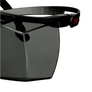 3M SecureFit 3700 SF3730AS-BLK Ajuste Alternativo Policarbonato Gafas de seguridad OTG (sobre el vidrio) lente Gris - 051131-27915