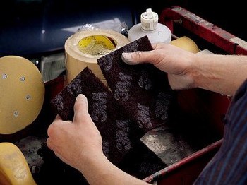3M Scotch-Brite Almohadilla de mano 07777 - Carburo de silicio - 9 pulg. x 6 pulg.