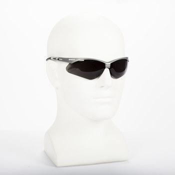 Ansell KleenGuard Nemesis V30 Universal Policarbonato Lentes de seguridad estándar lente Humo - Marco envolvente - 036000-47383