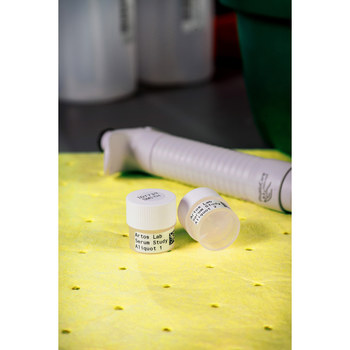 Brady BASIC BRH200 Sustancia química Almohadilla absorbente 148632 - 15 pulg. x 17 pulg. - 34 gal Absorbencia - 90440