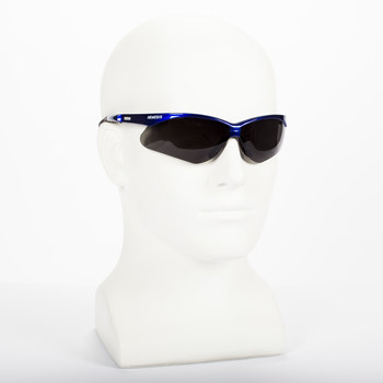 Ansell KleenGuard V30 Universal Policarbonato Lentes de seguridad estándar lente Humo - Marco envolvente - 036000-47387