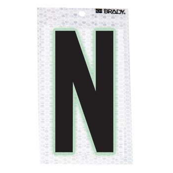 Imágen de Brady Negro sobre plateado Brillo en la oscuridad, Reflectante Interior/exterior Carta 3000-N Etiqueta en forma de letra (Imagen principal del producto)