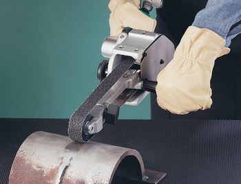 Dynabrade Dynabelter Herramienta abrasiva con cinturón - entrada NPT de 1/4 pulgada - 0.7 hp - 11475
