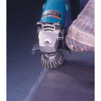 Weiler Acero Cepillo de copa - Accesorio Eje roscado - Diámetro 4 pulg. - Agujero Central 5/8 in-11 UNC - Diámetro de la cerda 0.023 pulg. - 94012