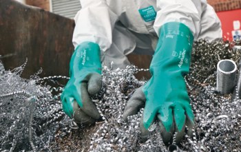Ansell AlphaTec 58302 Gris 8 Nitrilo Guantes resistentes a productos químicos - Grado Heavy Duty - 076490-79984