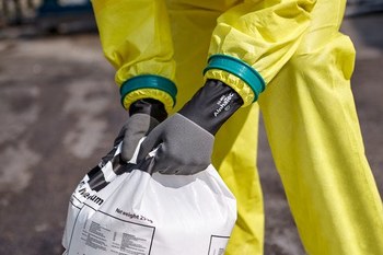 Ansell AlphaTec ANSELL GRIP™ 53-001 Negro 9 Neopreno Apoyado Guantes resistentes a productos químicos - acabado Áspero - Longitud 13 pulg. - 076490-09721